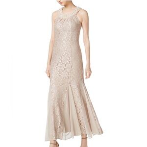R&M Richards formal gown dress with lace and pearls size 6, K-9